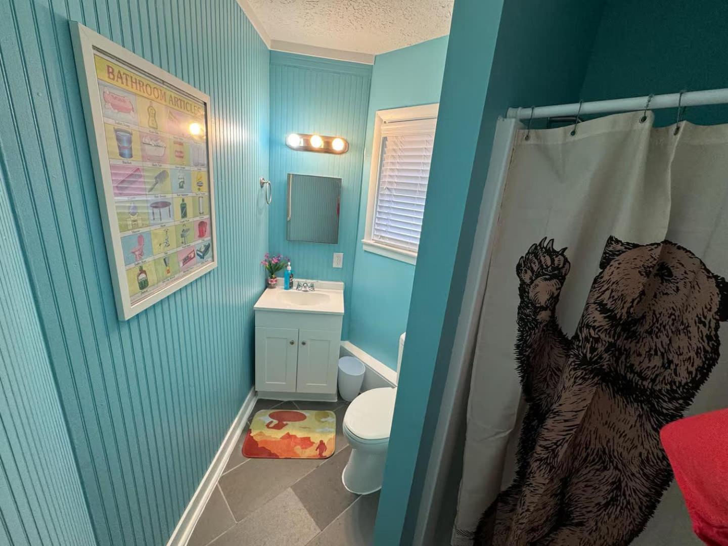 Cozy & Creative Unit In Lou's Arts District