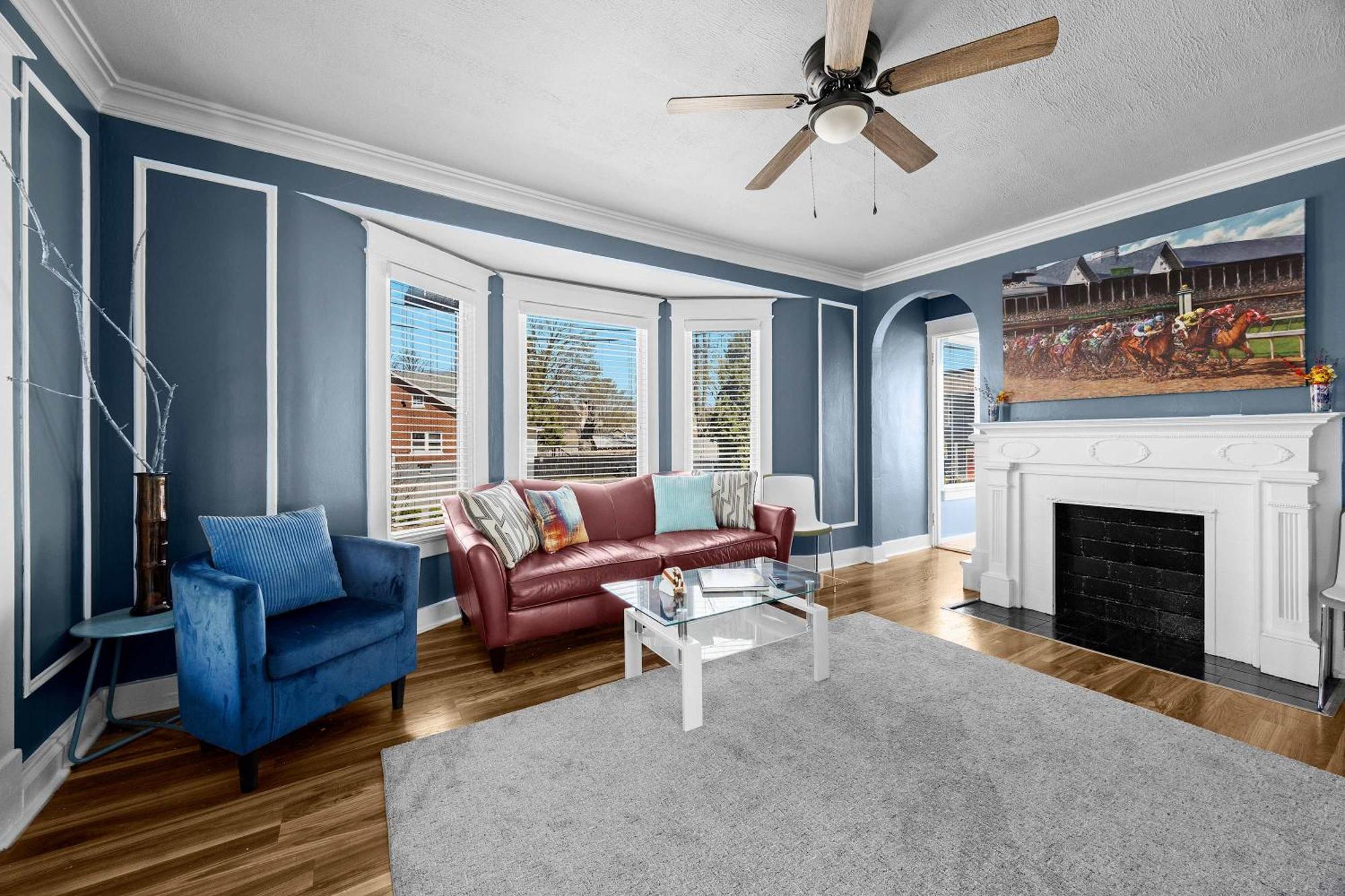 Holiday home Cozy & Creative Unit In Lou's Arts District *
