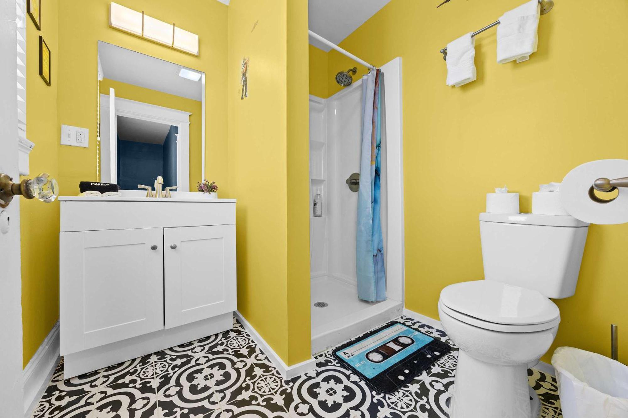 Cozy & Creative Unit In Lou's Arts District *